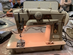 machine à coudre.jpg
